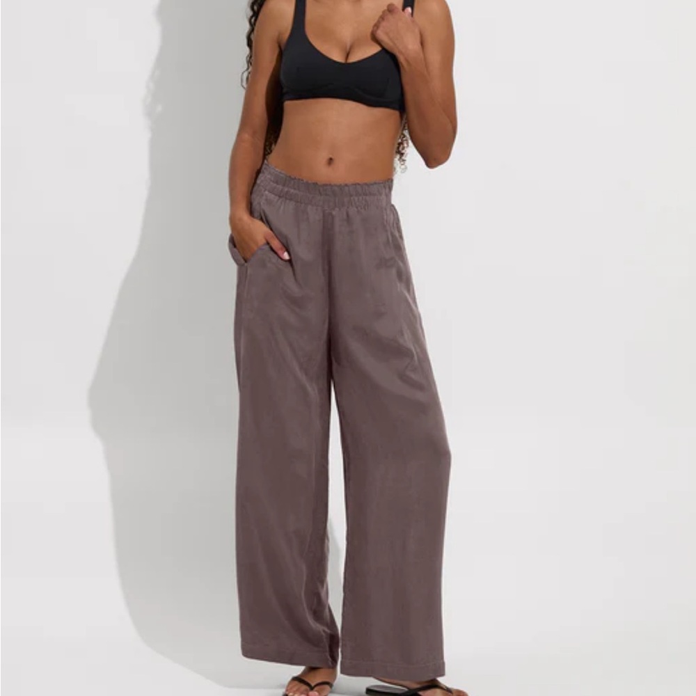Left on Friday Day Trip washable sport silk pants S